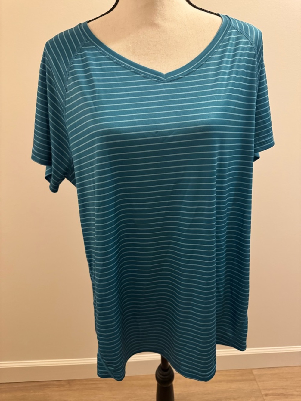 tek gear Teal Striped V-Neck Short Sleeve Top